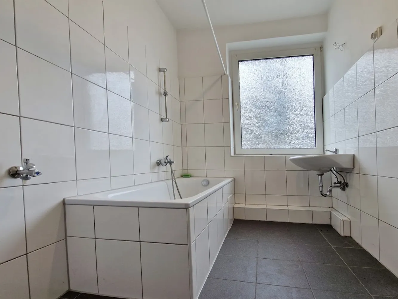 2 Zimmer Wohnung mit 67 m² in Duisburg – Bild 5