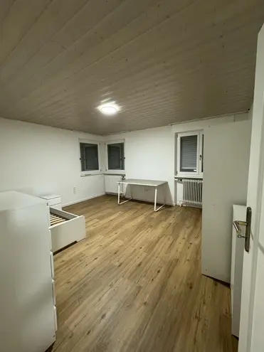 1 Zimmer Wohnung mit 15 m² in Karlsruhe – Bild 2