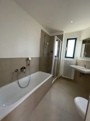 2 Zimmer Wohnung mit 69 m² in München – Bild 3