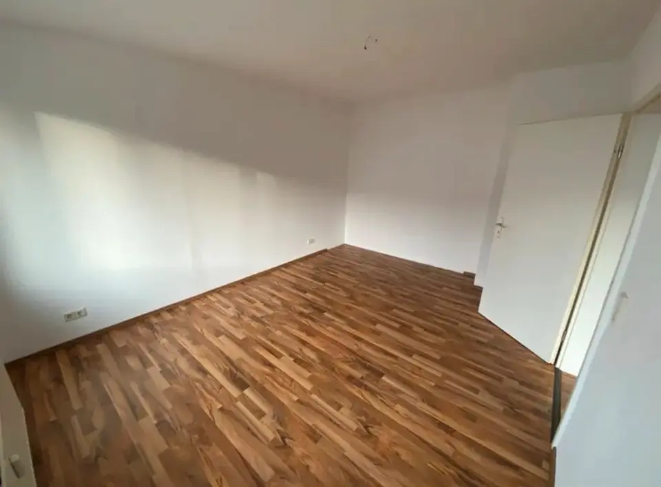2 Zimmer Wohnung mit 44 m² in Suhl – Bild 4