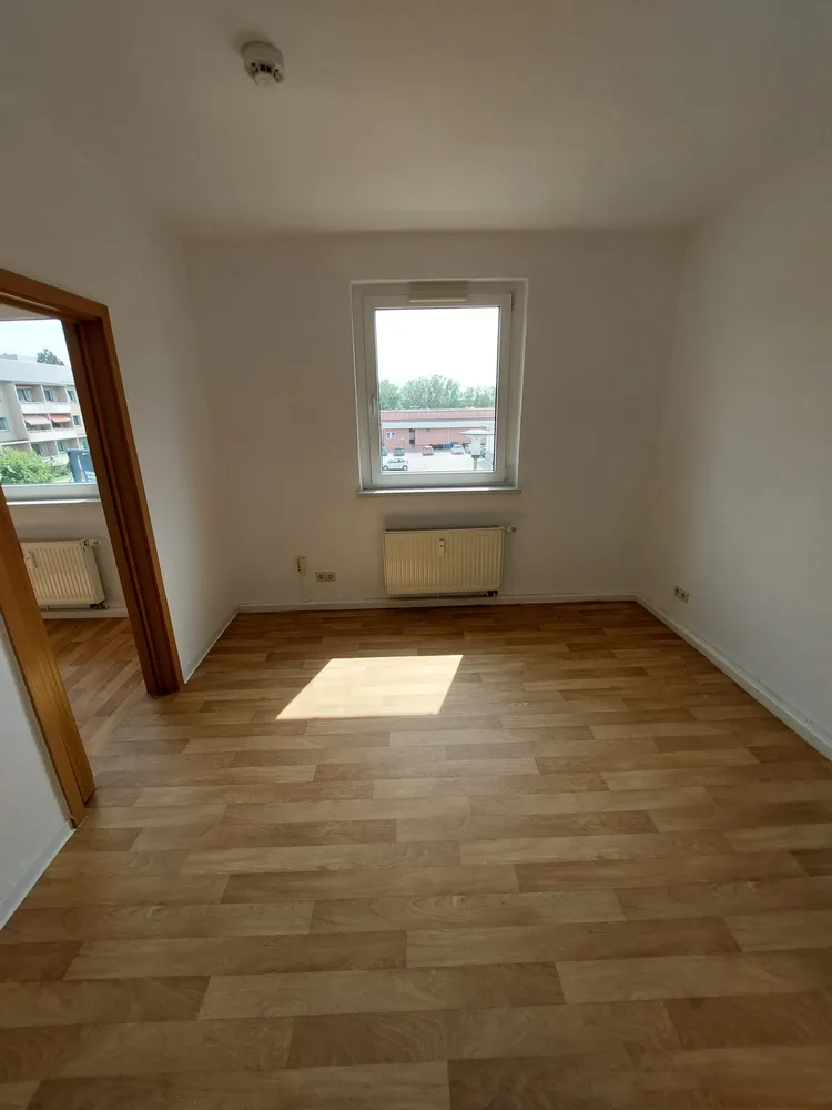 2 Zimmer Wohnung mit 41 m² in Weißenfels – Bild 4