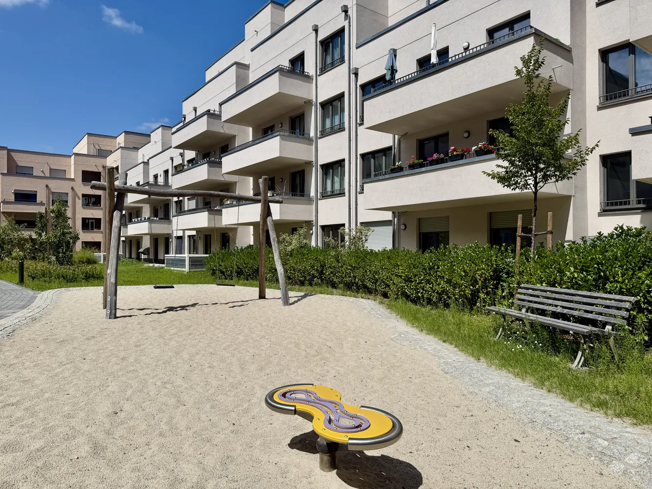3 Zimmer Wohnung mit 78 m² in Berlin – Bild 2