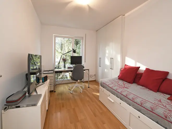 4 Zimmer Wohnung mit 110 m² in München – Bild 6