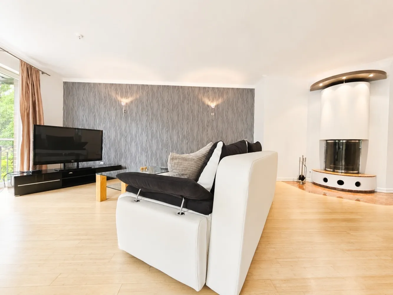 3 Zimmer Wohnung mit 122 m² in Hamburg – Bild 1