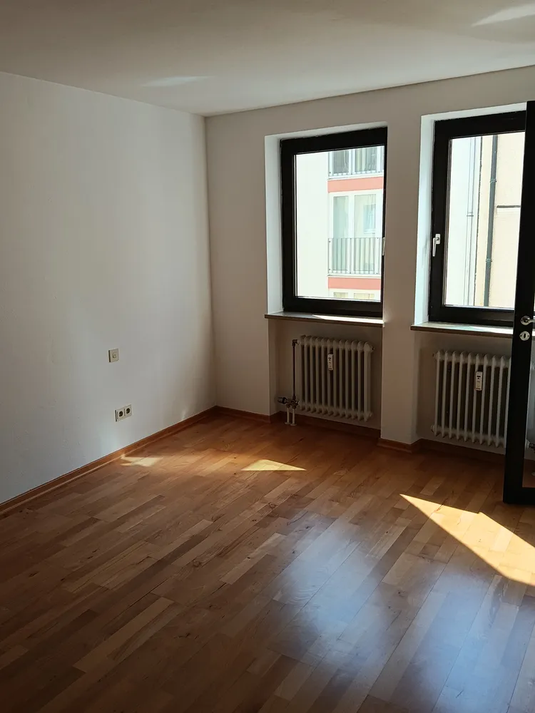 2 Zimmer Wohnung mit 74 m² in München – Bild 5