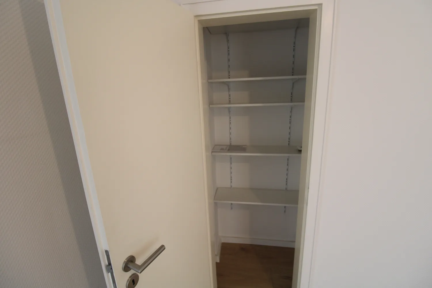3 room apartment with 91 m² in Duisburg – Photo 9
