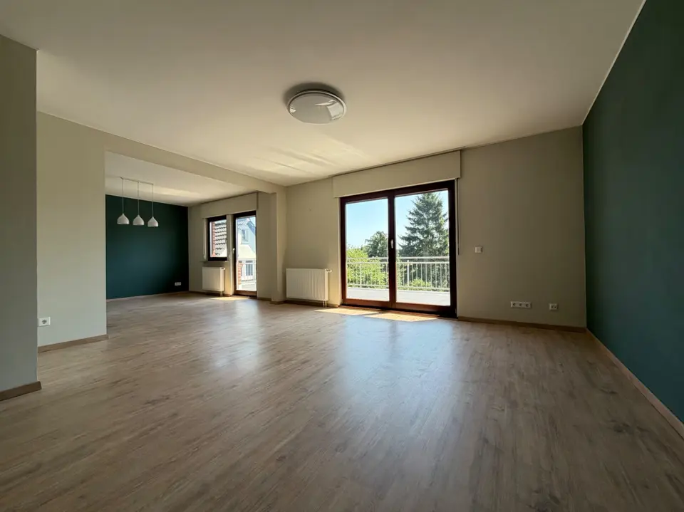 12 Zimmer Haus mit 300 m² in Remscheid – Bild 1