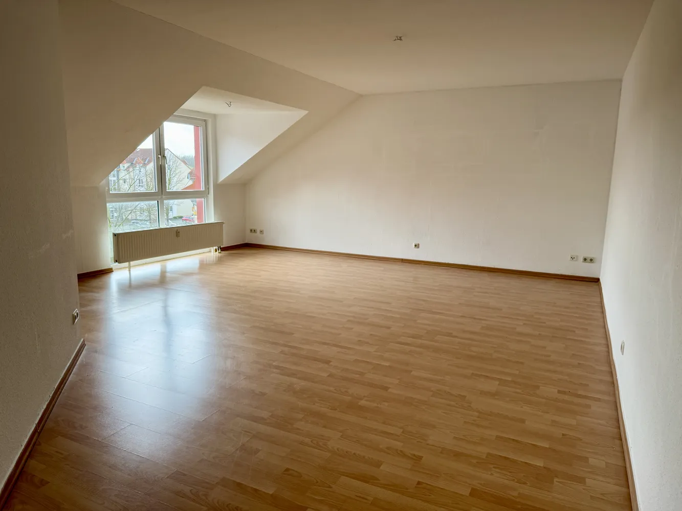 3 Zimmer Wohnung mit 91 m² in Magdeburg – Bild 1