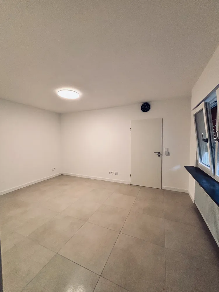 2 room apartment with 50 m² in Frankfurt am Main – Photo 2