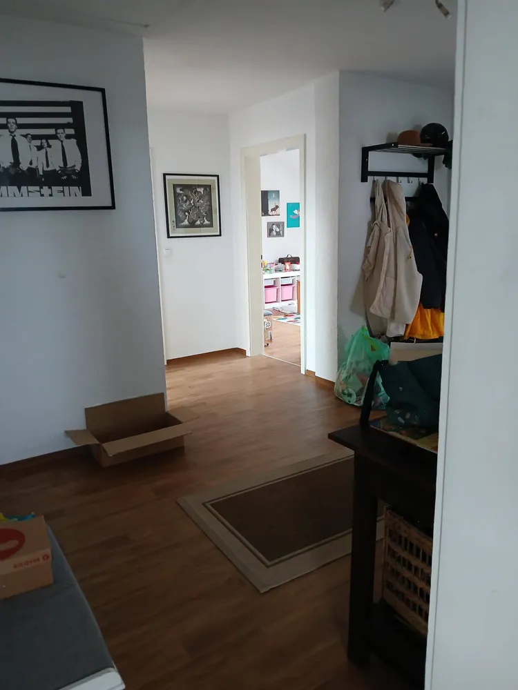 4 Zimmer Wohnung mit 100 m² in Karlsruhe – Bild 2