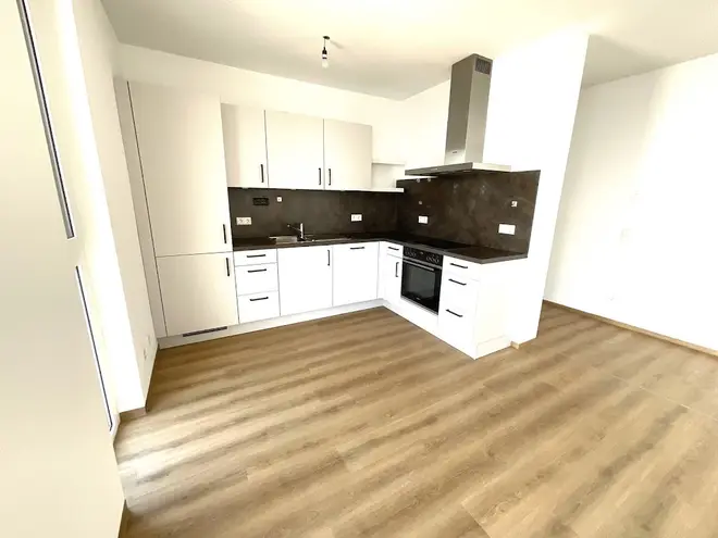 4 Zimmer Wohnung mit 97 m² in Nürnberg – Bild 4
