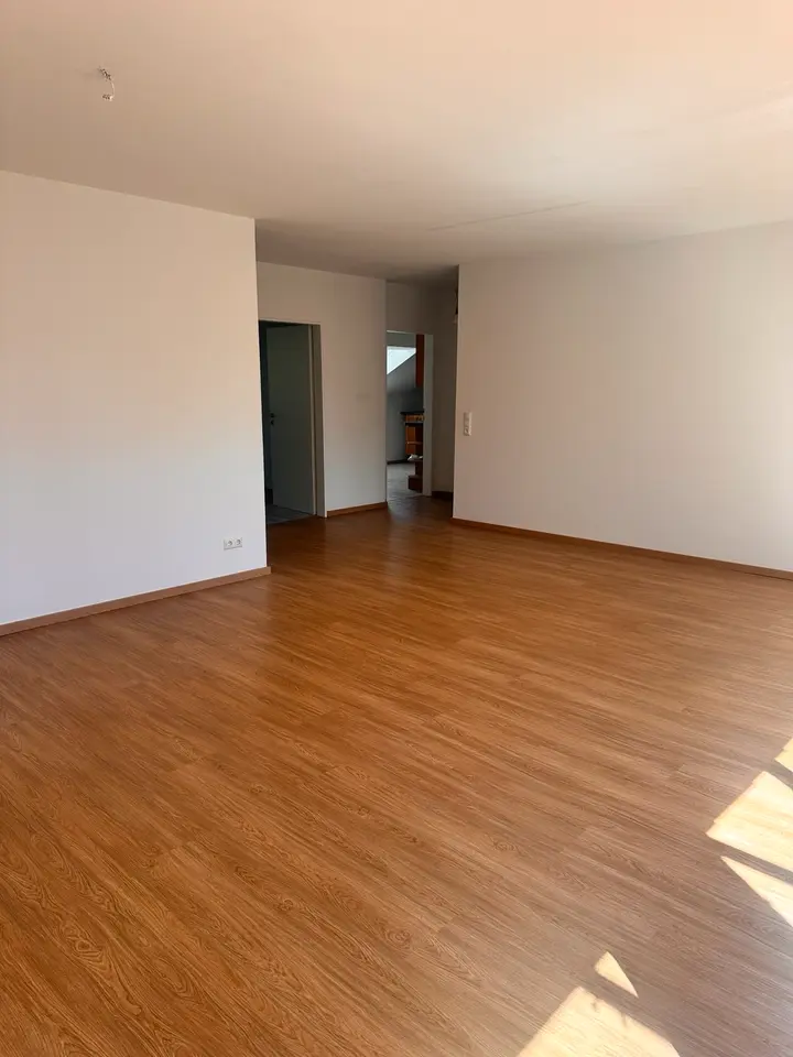 4 Zimmer Wohnung mit 78 m² in Kassel – Bild 3