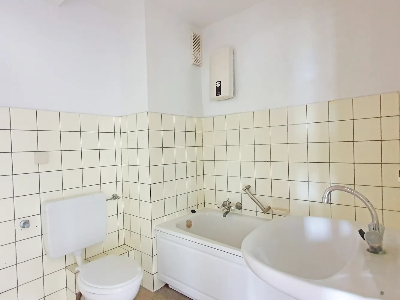 3 Zimmer Wohnung mit 85 m² in Siegen – Bild 4