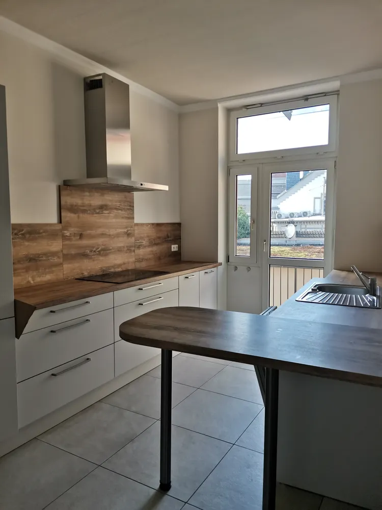 3 Zimmer Wohnung mit 120 m² in Mainz – Bild 2