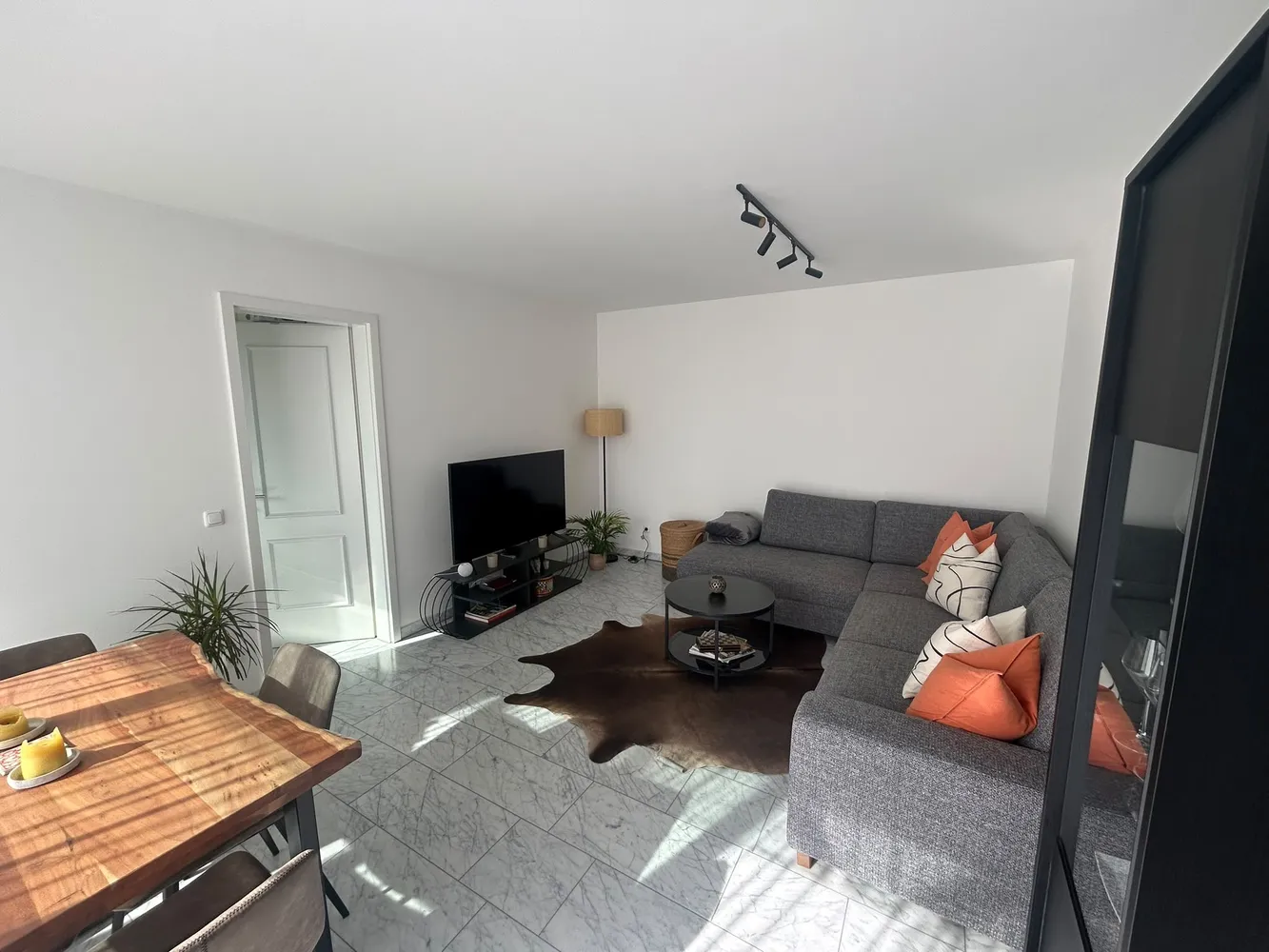 2 room apartment with 55 m² in Munich – Photo 8