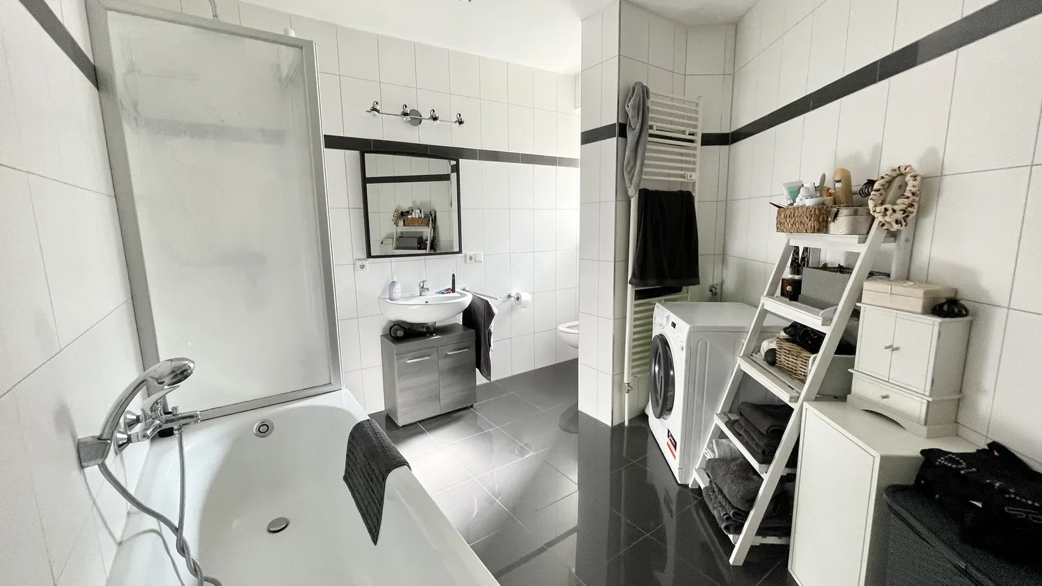1 room apartment with 49 m² in Mannheim – Photo 4