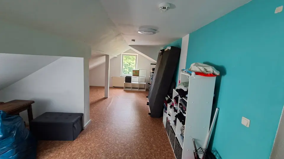 4 Zimmer Wohnung mit 115 m² in Suhl – Bild 1