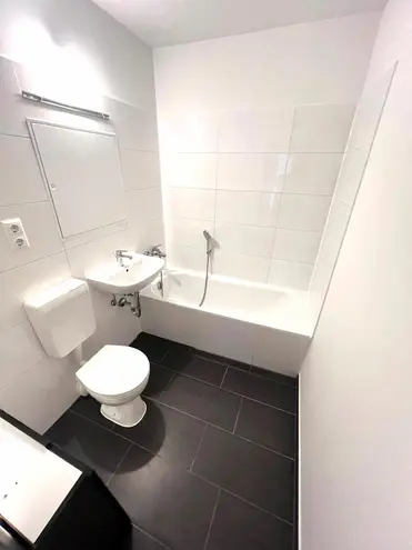 3 Zimmer Wohnung mit 56 m² in Halle (Saale) – Bild 11