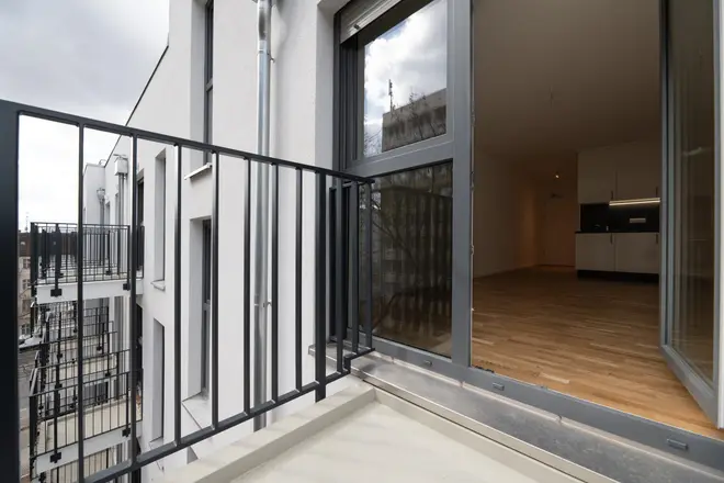 1 room apartment with 29 m² in Berlin – Photo 10