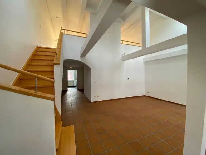 4 Zimmer Wohnung mit 83 m² in München – Bild 3