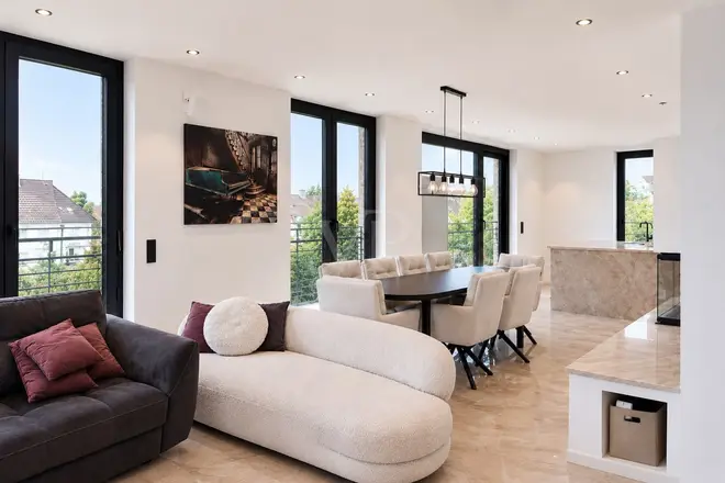 6 Zimmer Haus mit 191 m² in Hofheim am Taunus – Bild 2