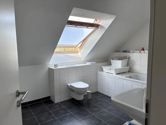 4 Zimmer Wohnung mit 111 m² in Düsseldorf – Bild 3