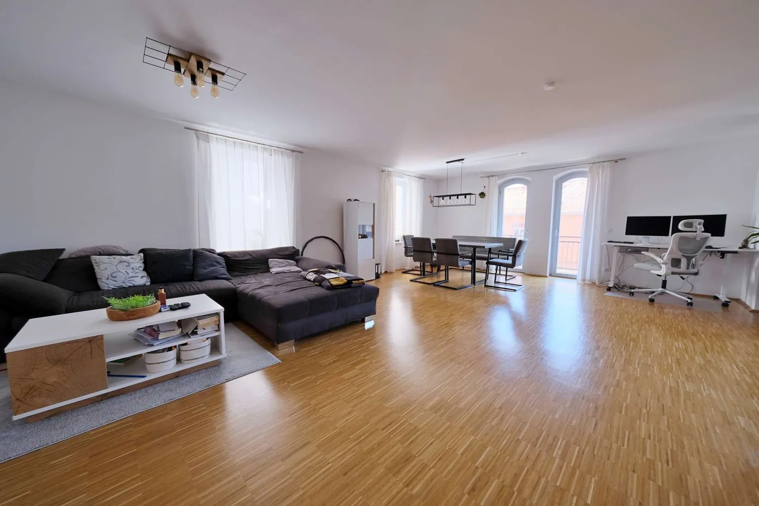 2 room apartment with 100 m² in Bayreuth – Photo 2