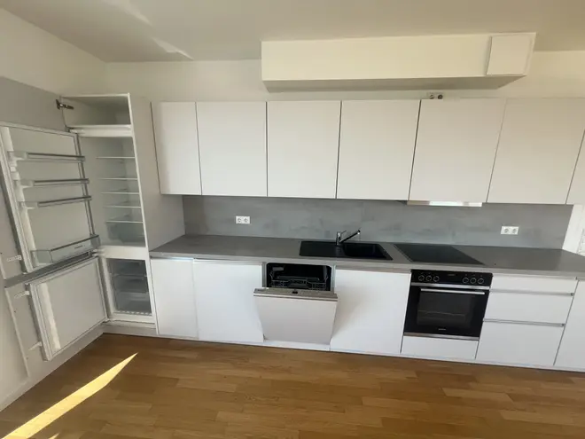 6 Zimmer Wohnung mit 123 m² in Hamburg – Bild 2