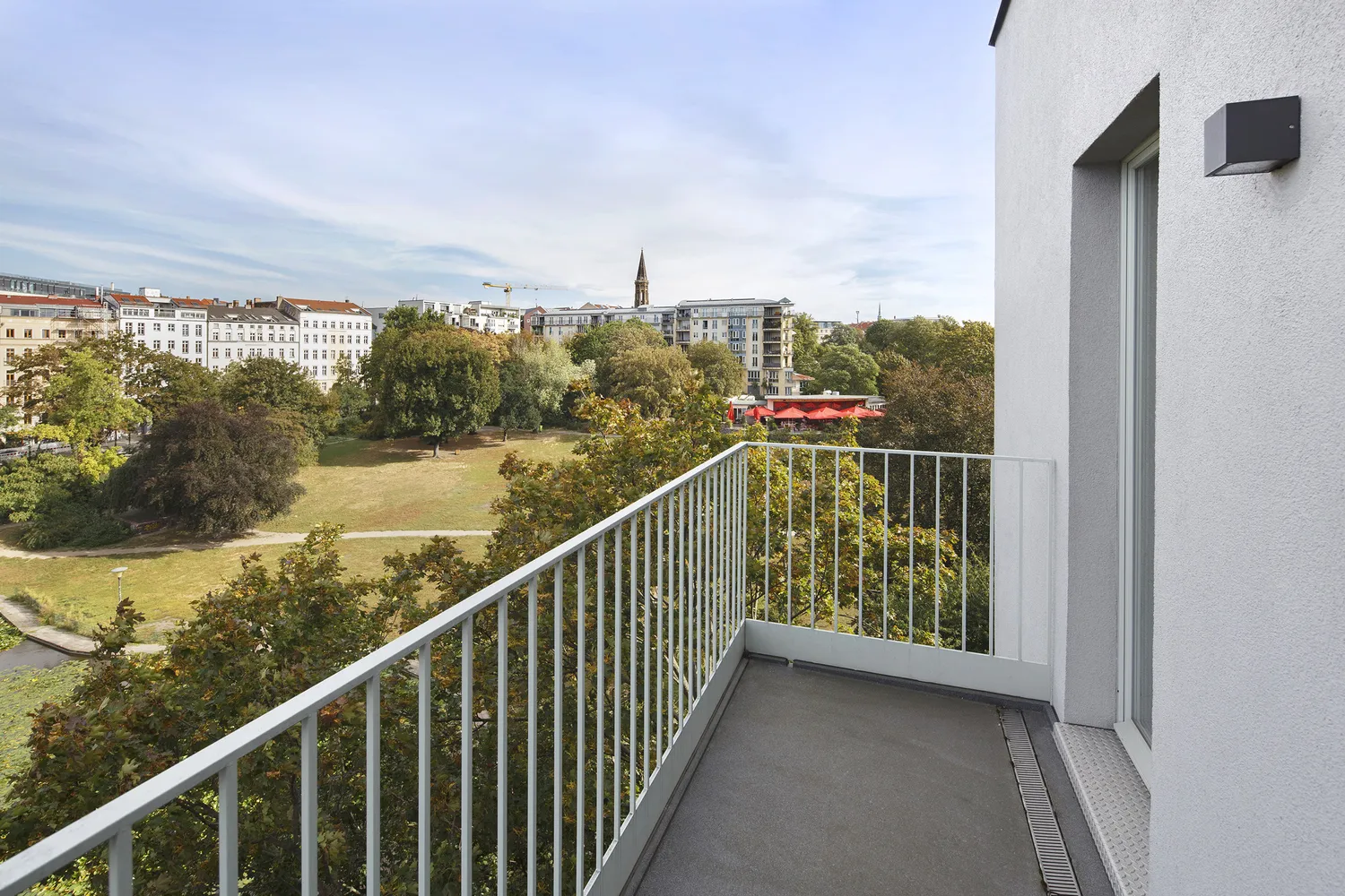 4 Zimmer Wohnung mit 160 m² in Berlin – Bild 8