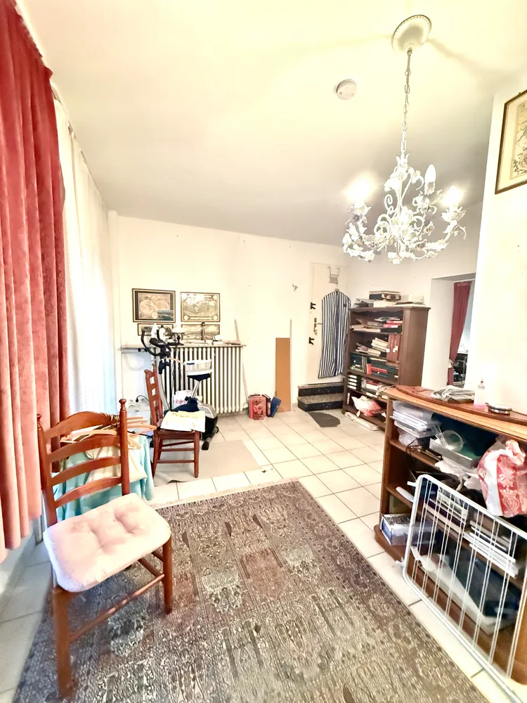 4 Zimmer Wohnung mit 121 m² in Krefeld – Bild 2