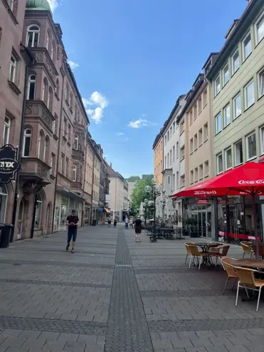 WG-Zimmer mit 27 m² in Nürnberg – Bild 1