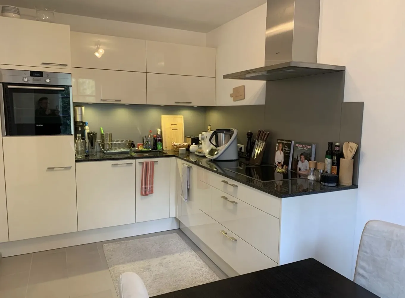 2 Zimmer Wohnung mit 60 m² in München – Bild 4