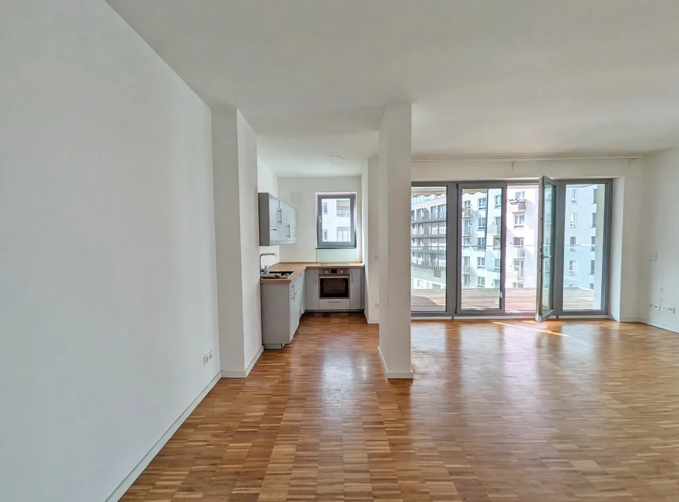 2 Zimmer Wohnung mit 72 m² in Berlin – Bild 2