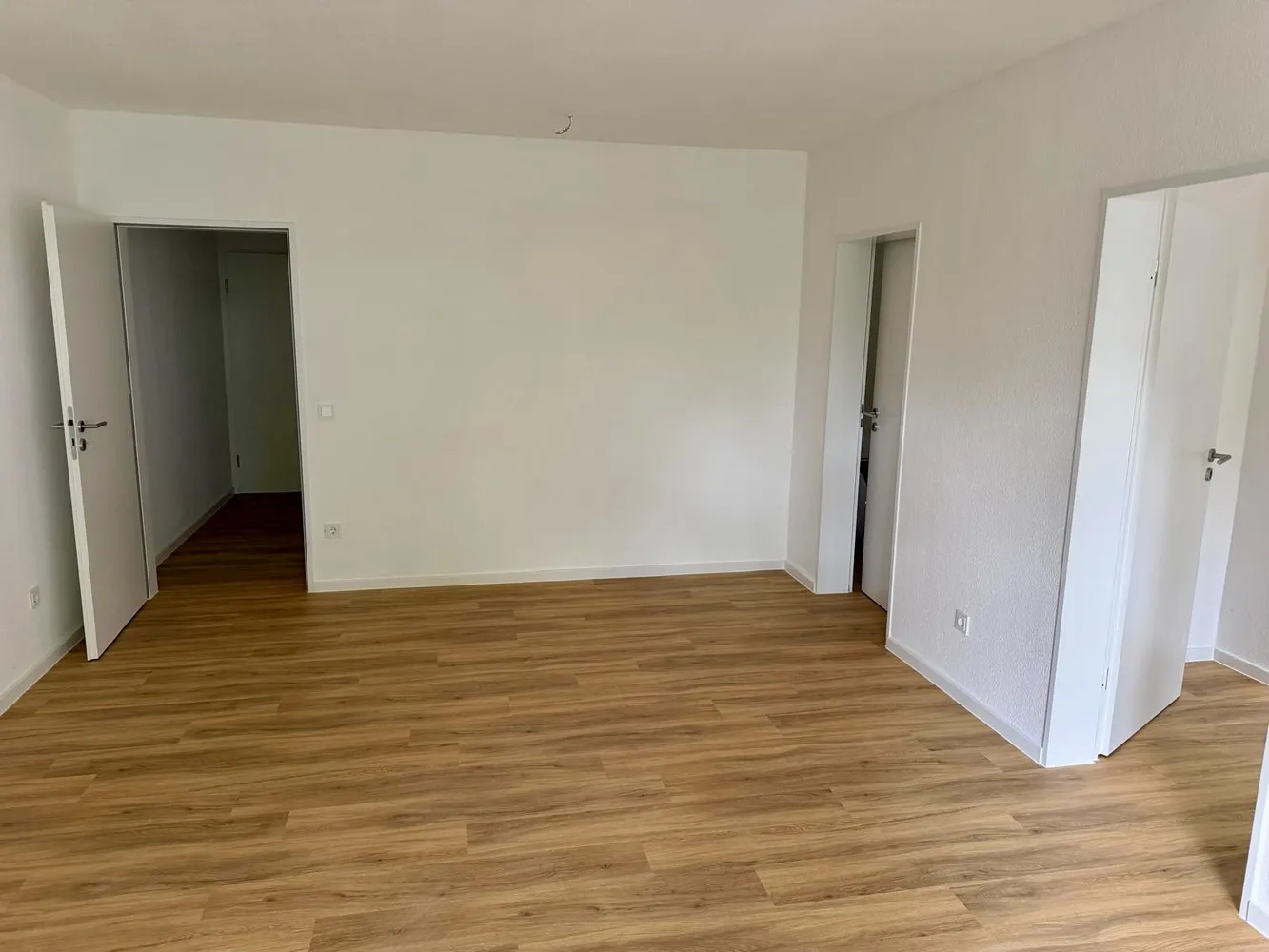 2 room apartment with 55 m² in Hanover – Photo 2