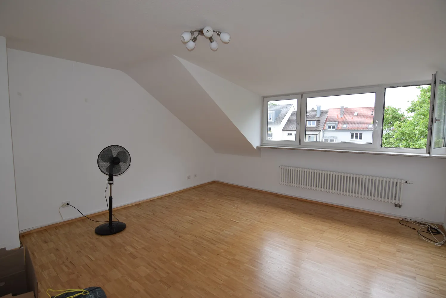 3 Zimmer Wohnung mit 83 m² in Karlsruhe – Bild 2