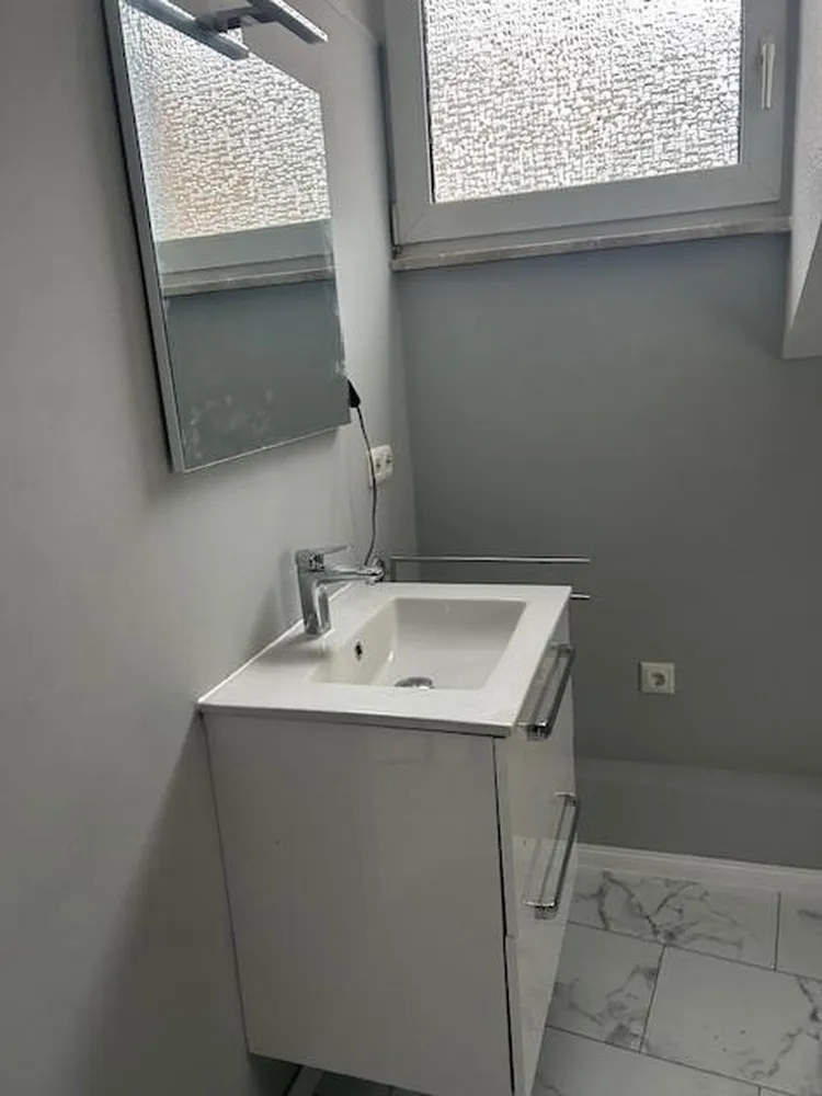 2 Zimmer Wohnung mit 77 m² in Wiesbaden – Bild 5