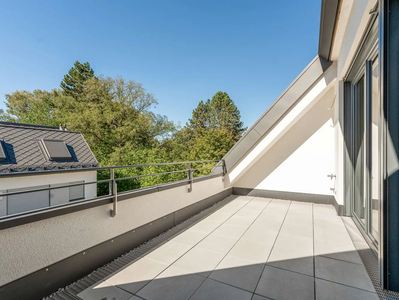 3 Zimmer Wohnung mit 89 m² in München – Bild 2