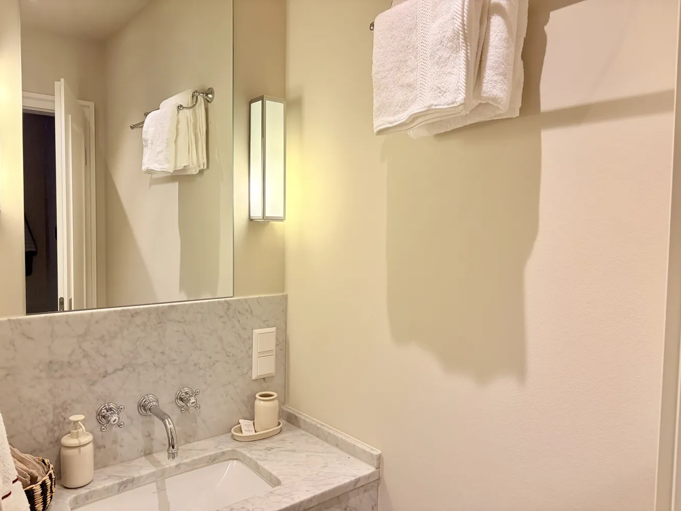 4 room apartment with 158 m² in Düsseldorf – Photo 10