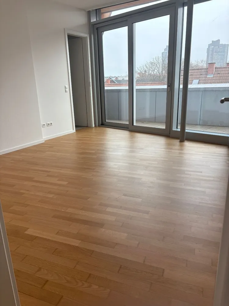 2 Zimmer Wohnung mit 109 m² in Mannheim – Bild 10
