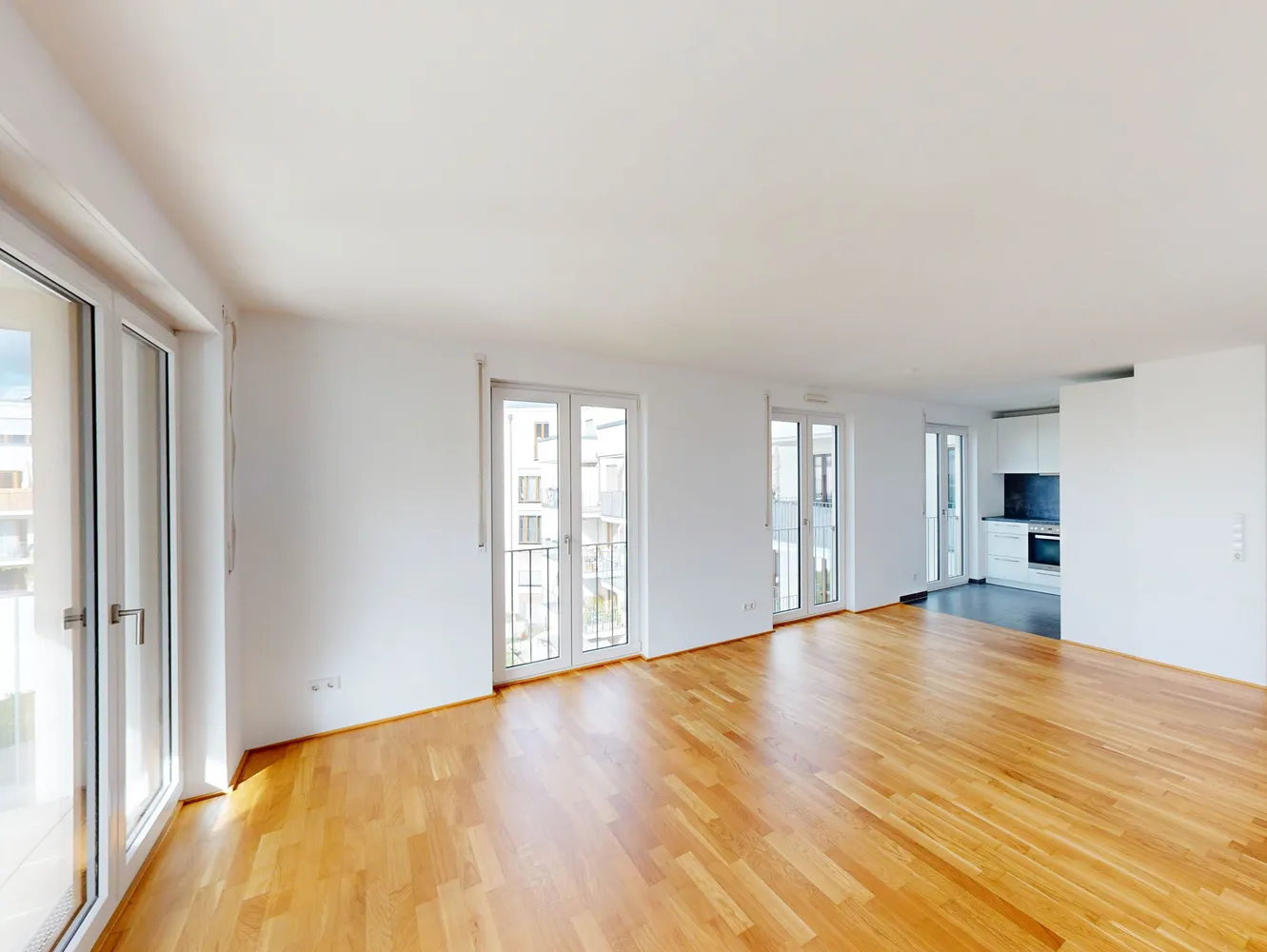 3 Zimmer Wohnung mit 105 m² in Frankfurt am Main – Bild 2
