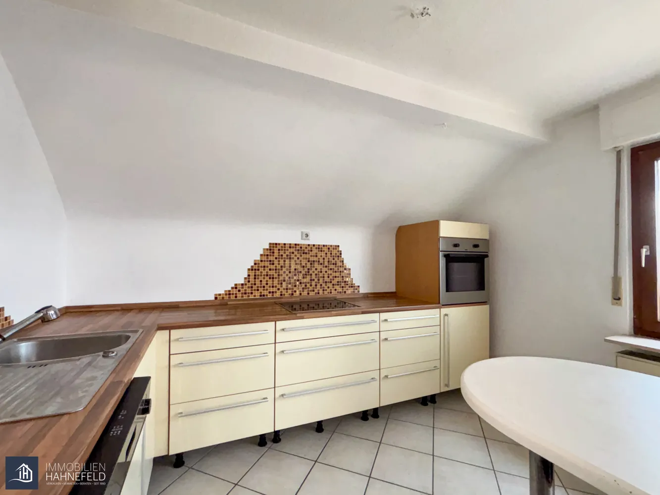 3 Zimmer Wohnung mit 95 m² in Limburg an der Lahn – Bild 2