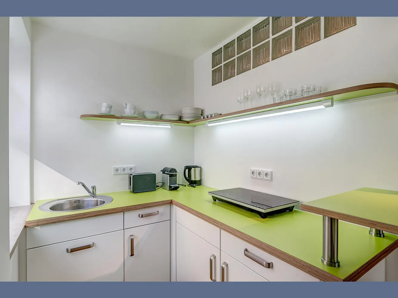 1 room apartment with 32 m² in Munich – Photo 7