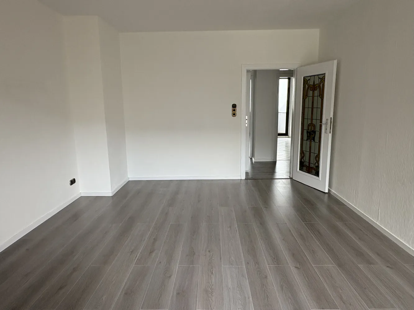 3 Zimmer Wohnung mit 70 m² in Düsseldorf – Bild 4