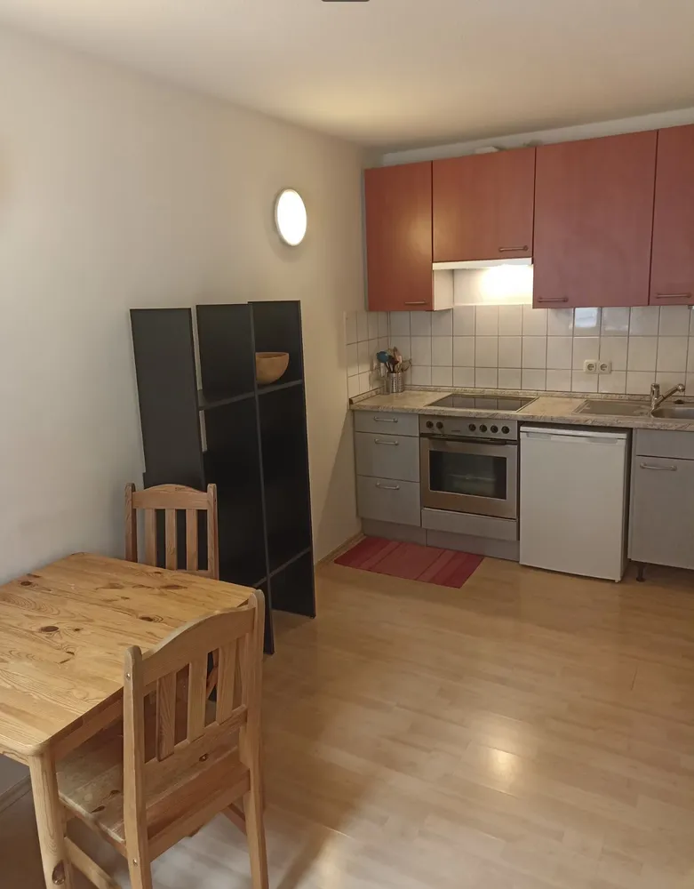 1 Zimmer Wohnung mit 35 m² in München – Bild 2