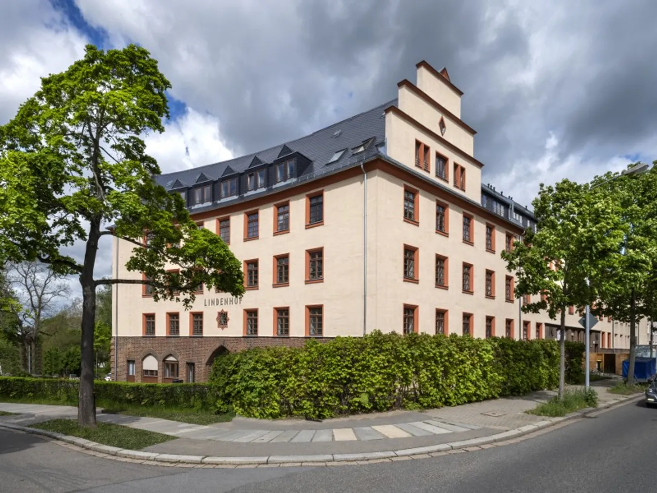 2 room apartment with 60 m² in Chemnitz – Photo 1