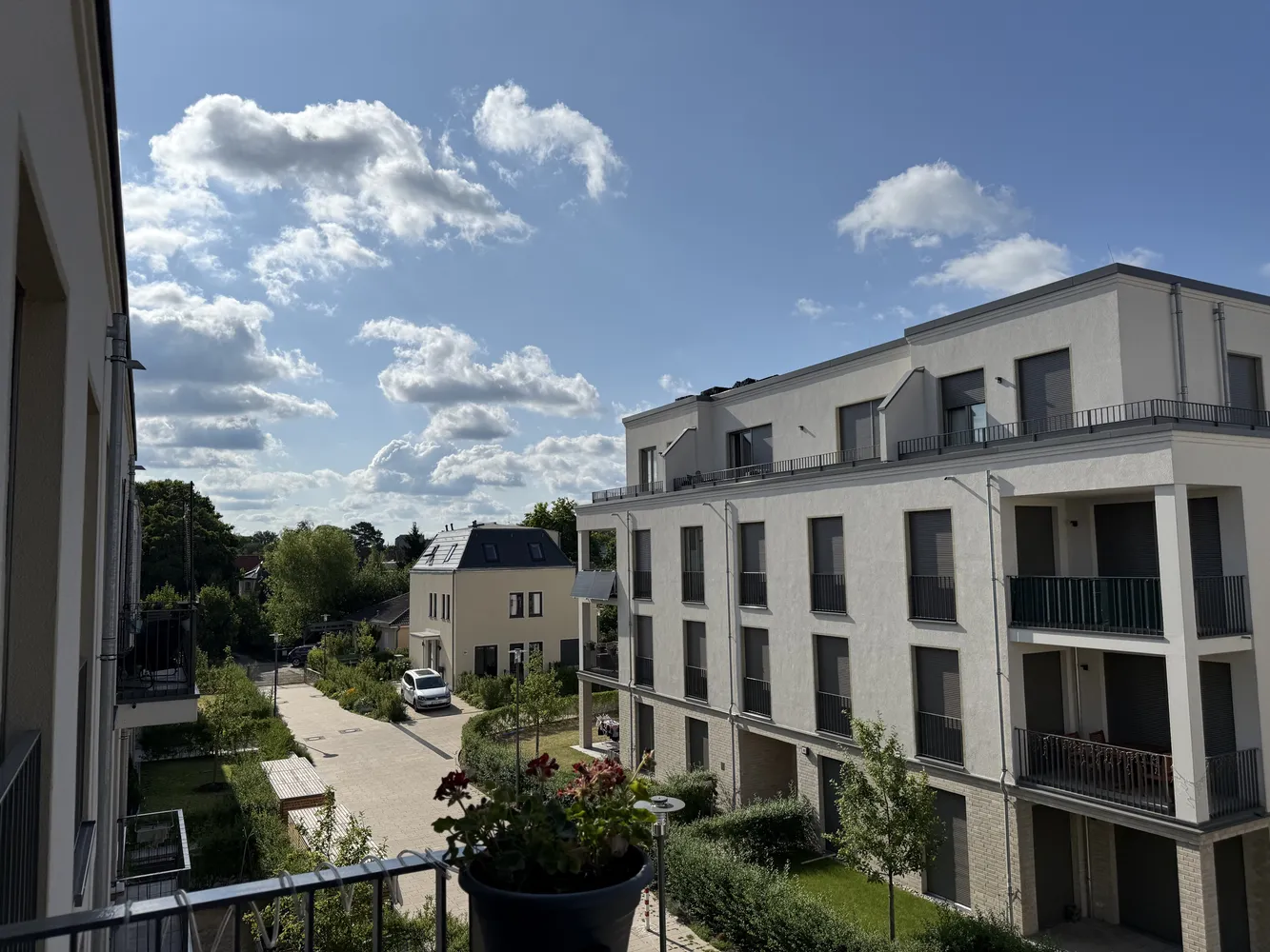 4 Zimmer Wohnung mit 102 m² in Berlin – Bild 2