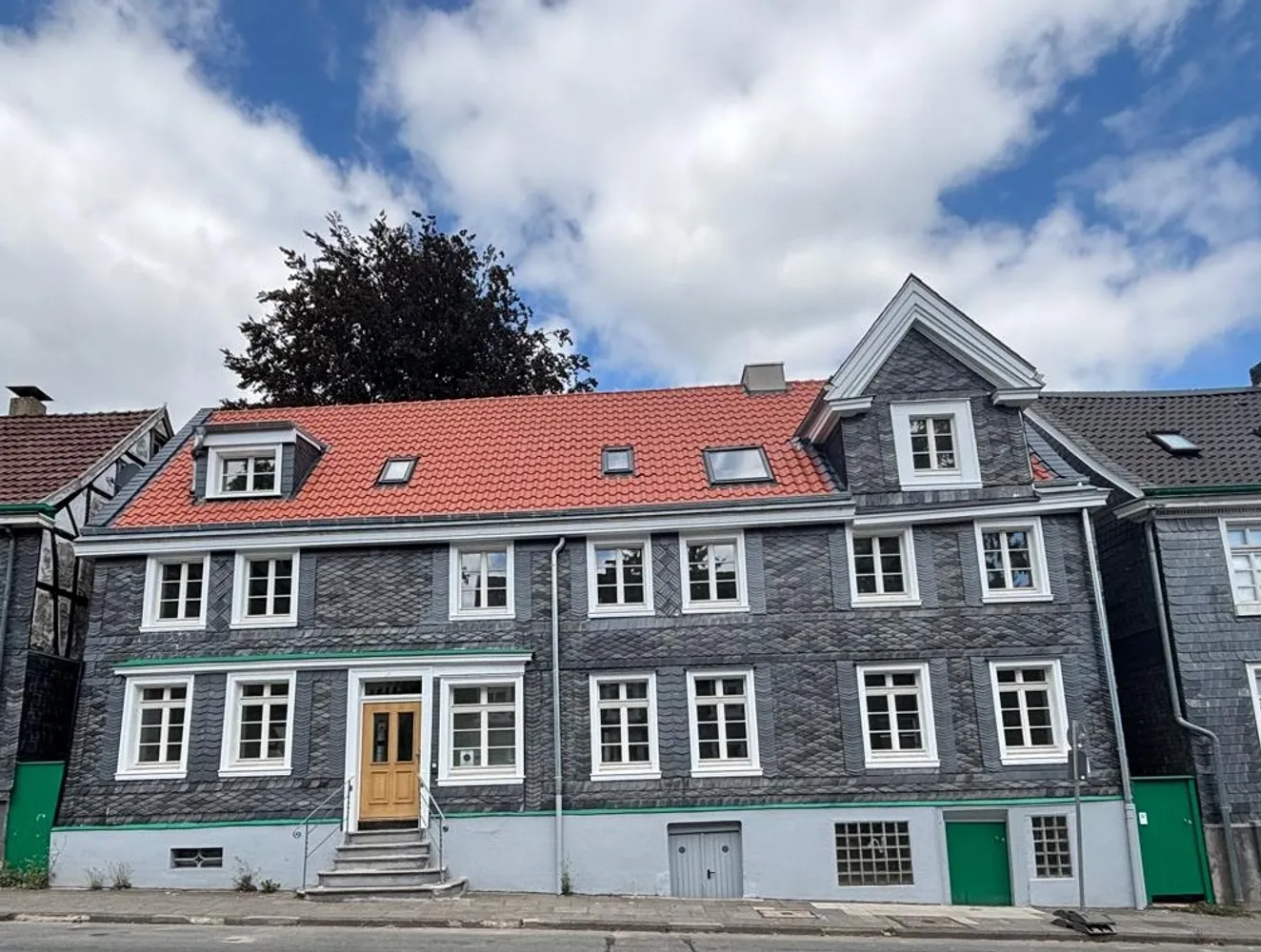 4 room house with 156 m² in Wuppertal – Photo 1