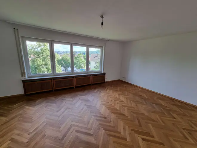 3 Zimmer Wohnung mit 102 m² in Stuttgart – Bild 2