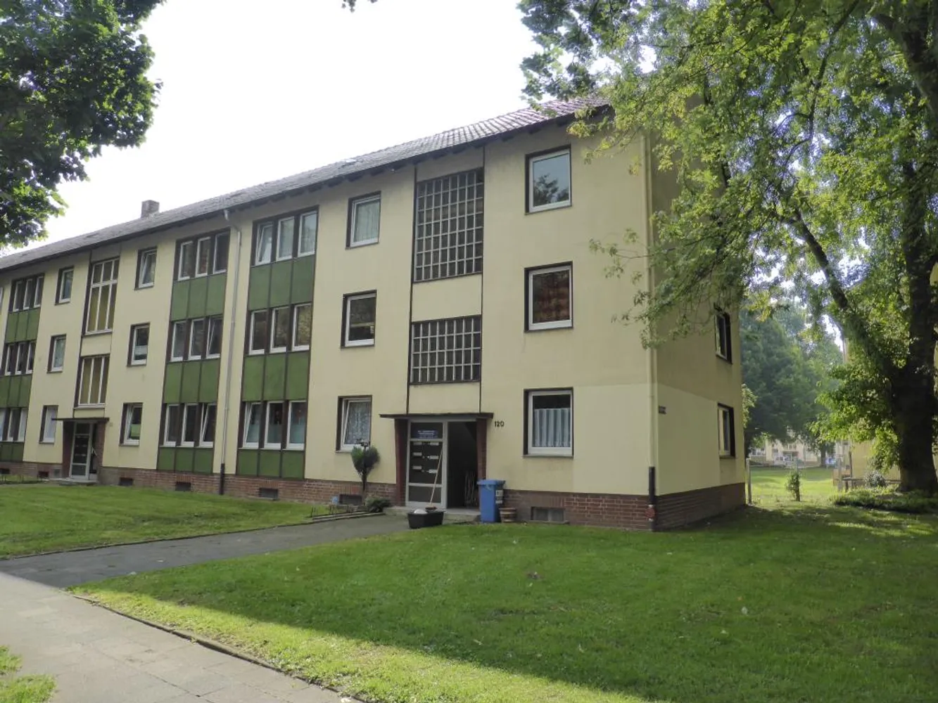 4 Zimmer Wohnung mit 87 m² in Mönchengladbach – Bild 1