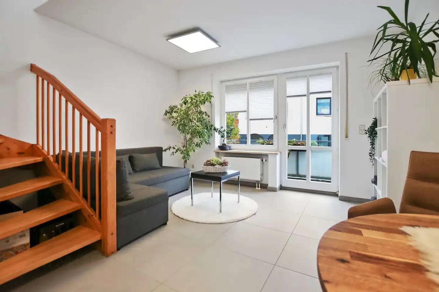 2 Zimmer Wohnung mit 49 m² in Augsburg – Bild 2